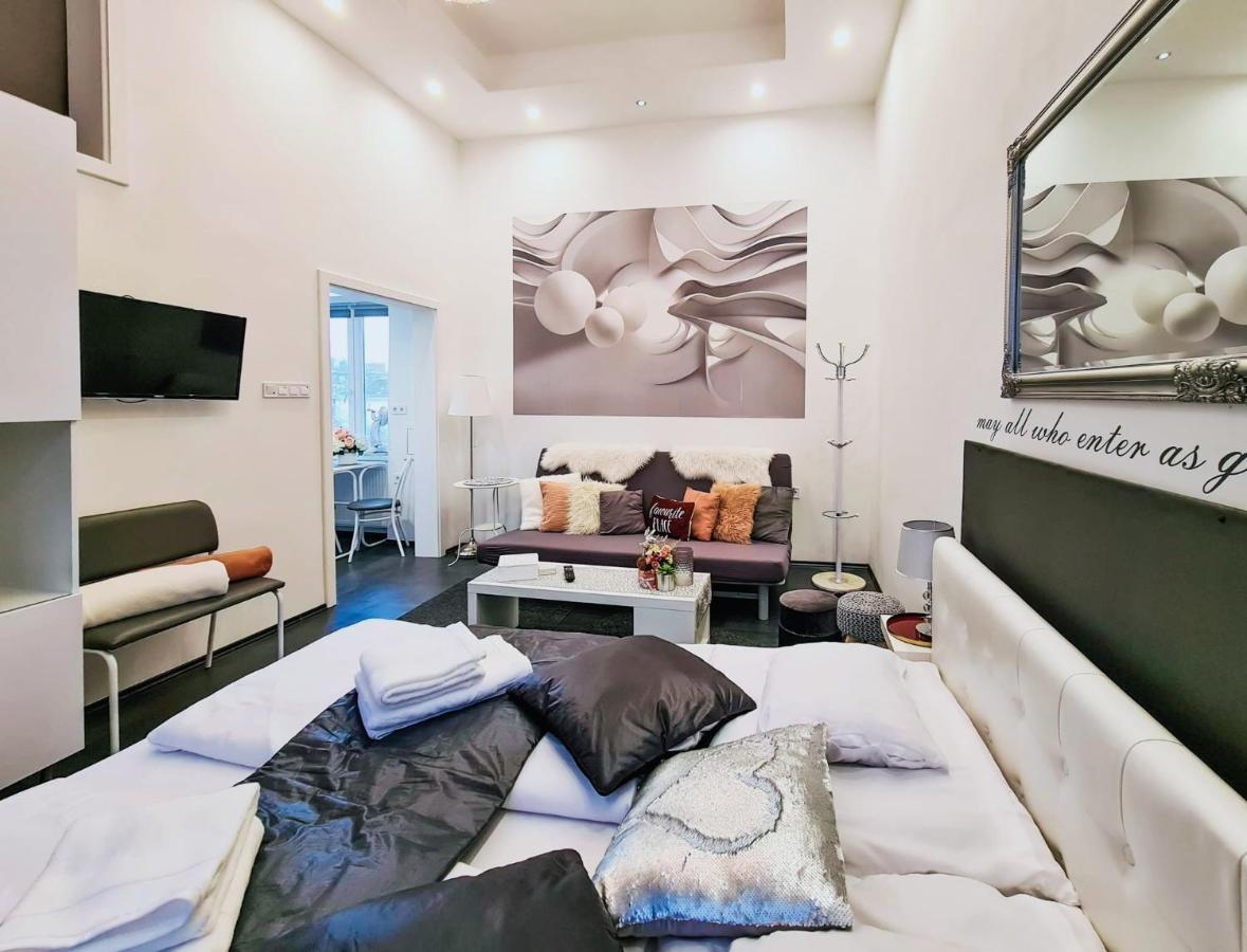 Modern Flat In City Center Budapest Exterior photo