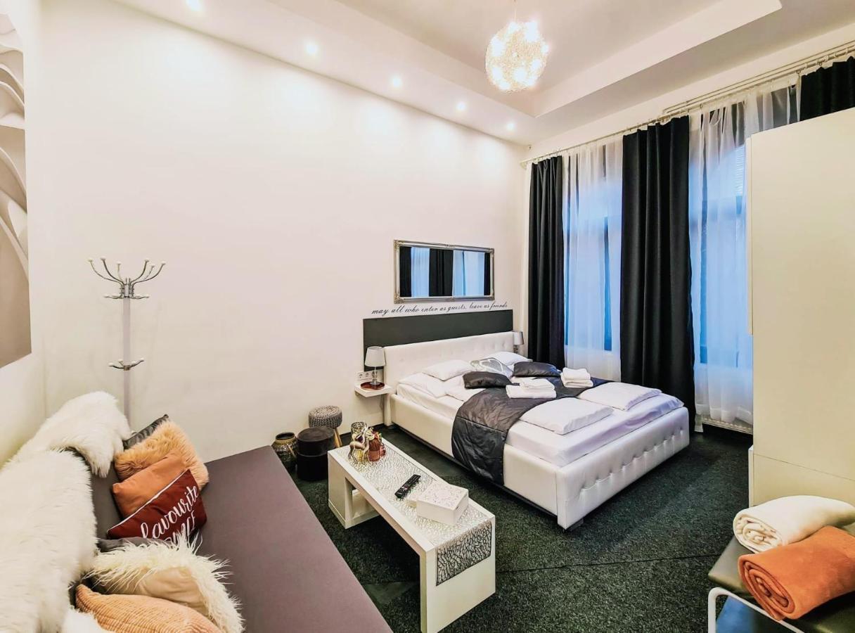 Modern Flat In City Center Budapest Exterior photo